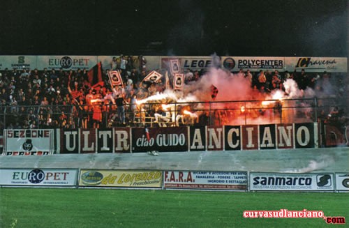 In casa con la Salernitana, 2002