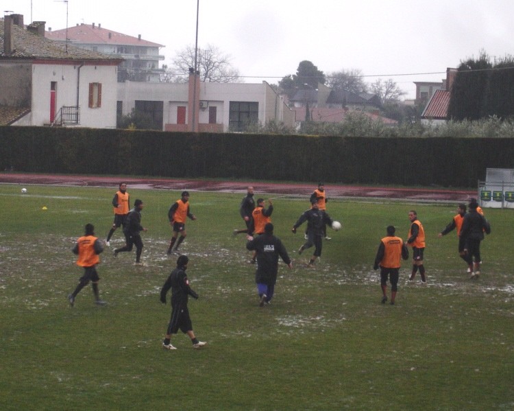 primo allenamento di pagliari