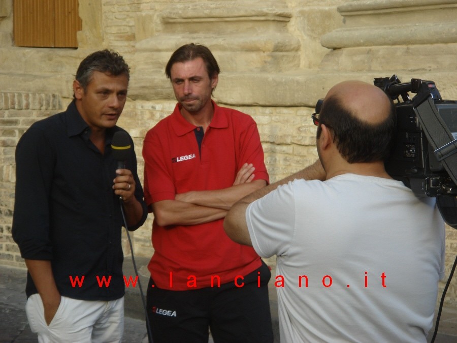 presentazione in piazza (primo settembre)