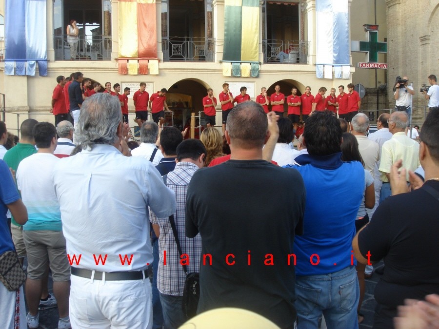 presentazione in piazza (primo settembre)