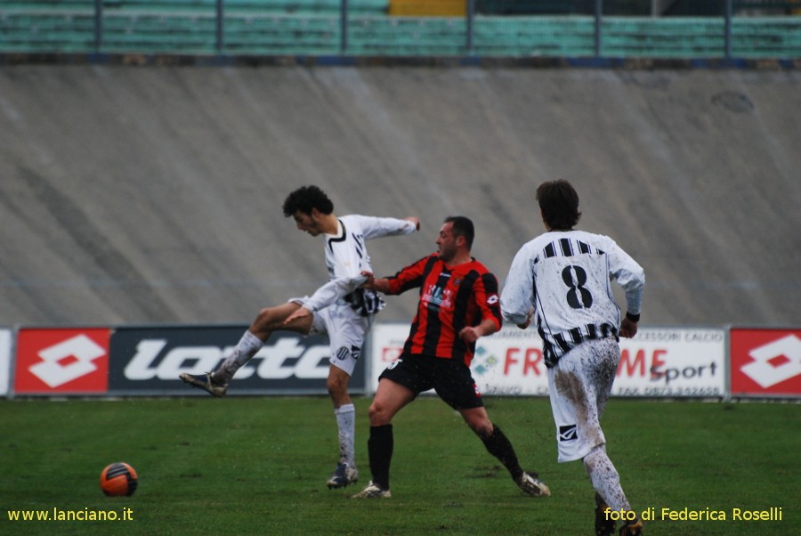 Virtus Lanciano-Viareggio 1-2