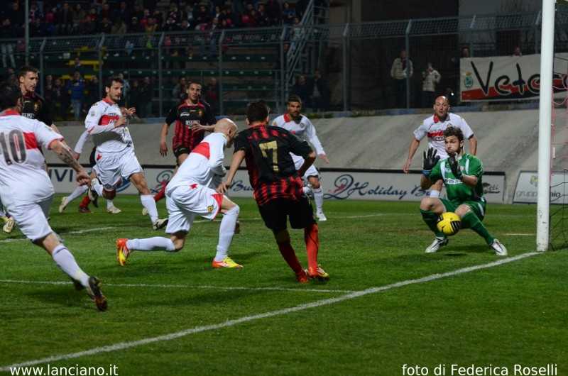 Virtus Lanciano-Cremonese 2-1