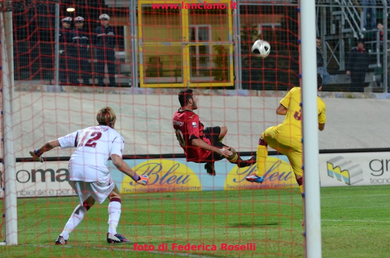 Virtus Lanciano-Livorno 1-1